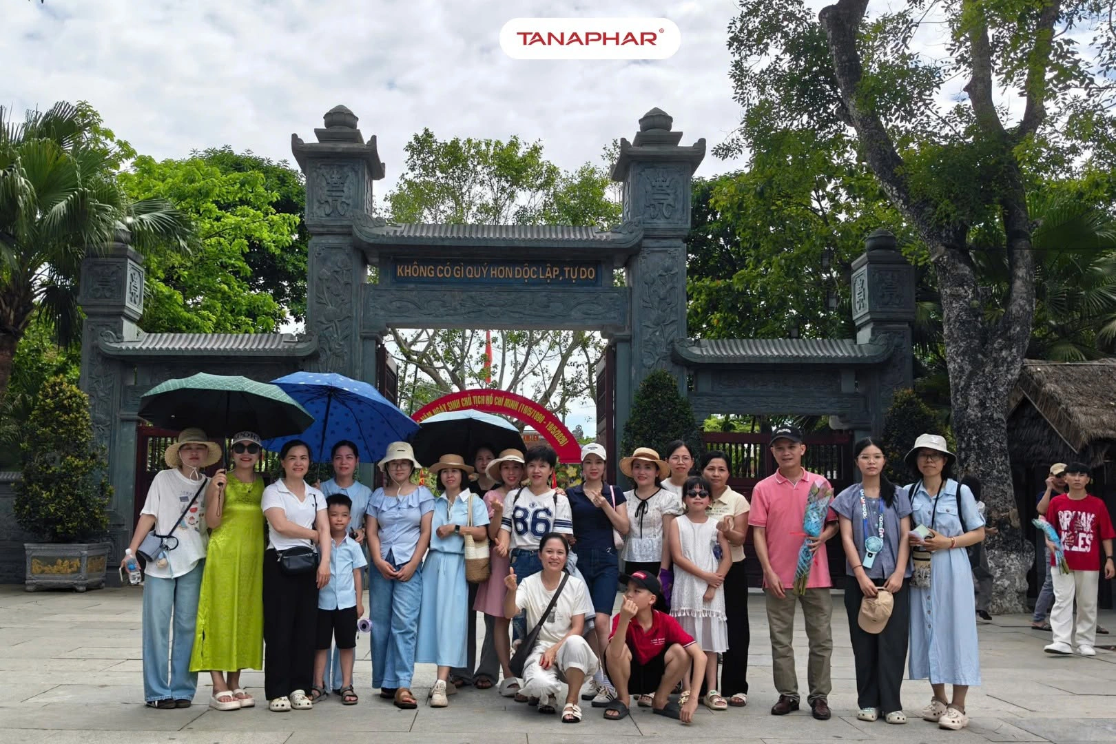 HÀNH TRÌNH HƯỚNG VỀ QUÊ BÁC: NUÔI DƯỠNG TINH THẦN CỐNG HIẾN VÀ LAN TỎA NHỮNG GIÁ TRỊ TỐT ĐẸP 1